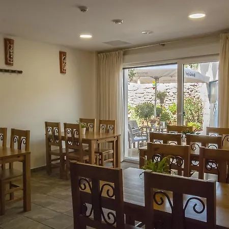 Hostal-bar Restaurante La Fuente